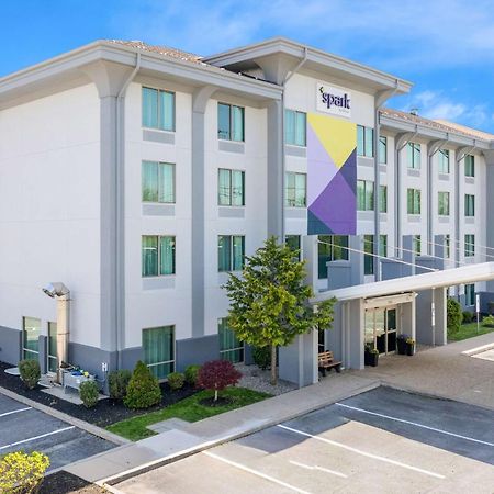 Spark By Hilton Экстон Экстерьер фото